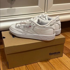 Reebok Sneakers